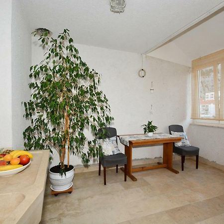 Apartman Vanja 오미스 외부 사진