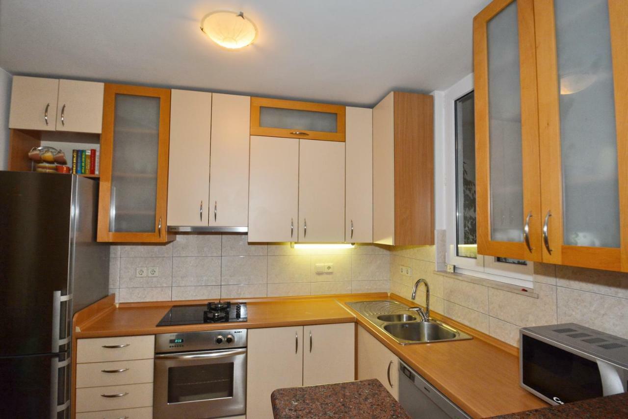 Apartman Vanja 오미스 외부 사진